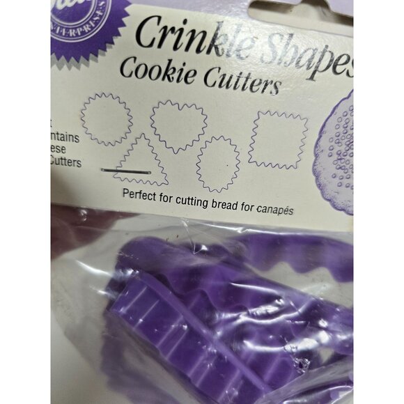 Wilton Crinkle Shapes Cookie Cutters Set Of 5 Purple Dishwasher Safe Plastic - Picture 6 of 6